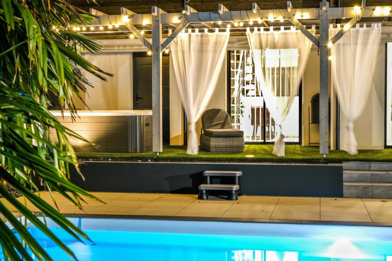 Suites By Aix Keys Avec Jacuzzi Privatif 5 Min Des Plages Fouras Saint-Laurent-de-la-Prée Εξωτερικό φωτογραφία