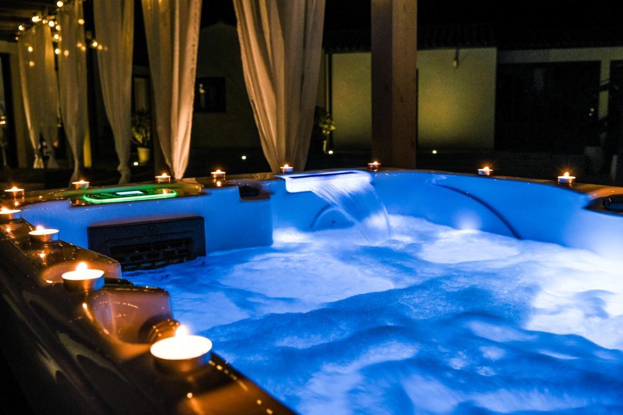 Suites By Aix Keys Avec Jacuzzi Privatif 5 Min Des Plages Fouras Saint-Laurent-de-la-Prée Εξωτερικό φωτογραφία