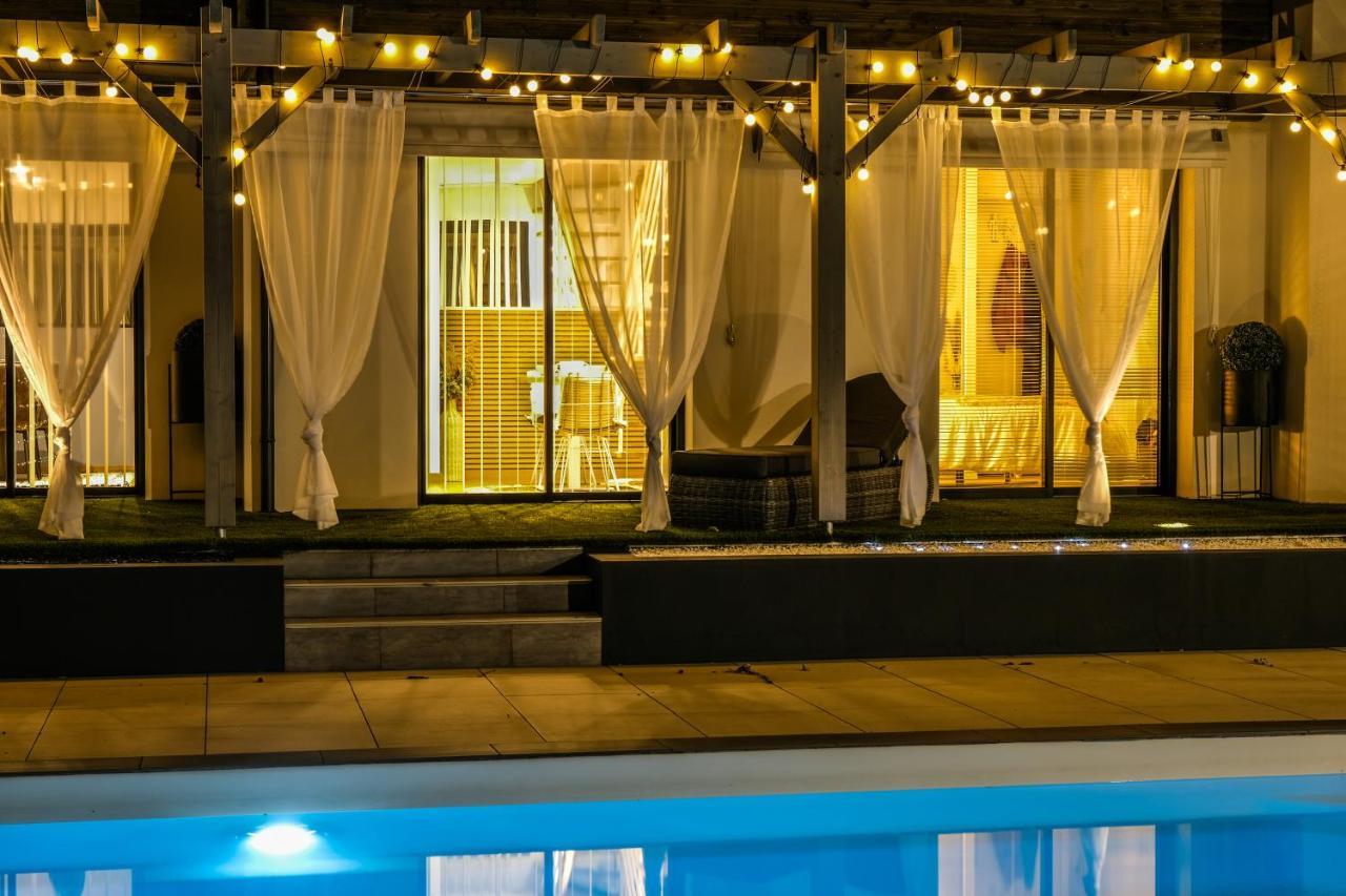Suites By Aix Keys Avec Jacuzzi Privatif 5 Min Des Plages Fouras Saint-Laurent-de-la-Prée Εξωτερικό φωτογραφία