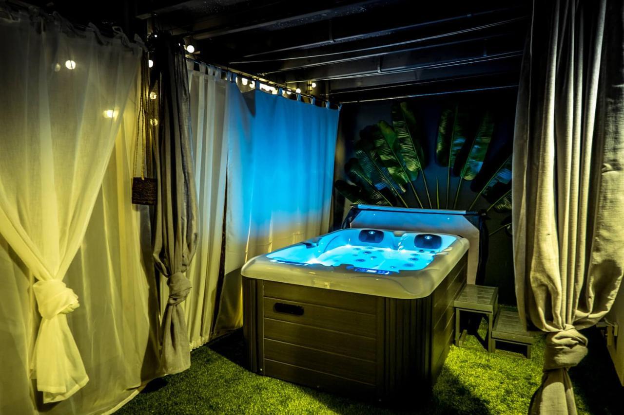 Suites By Aix Keys Avec Jacuzzi Privatif 5 Min Des Plages Fouras Saint-Laurent-de-la-Prée Εξωτερικό φωτογραφία