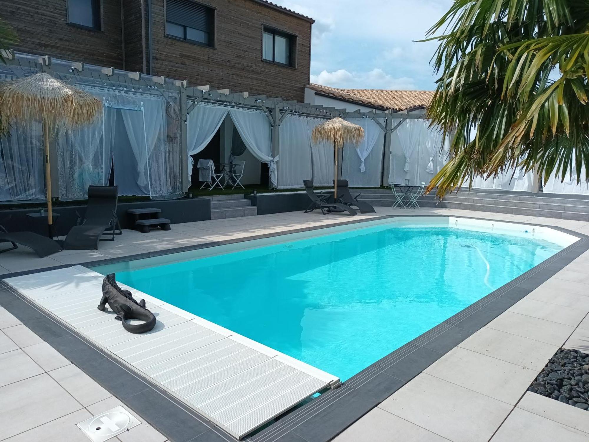 Suites By Aix Keys Avec Jacuzzi Privatif 5 Min Des Plages Fouras Saint-Laurent-de-la-Prée Εξωτερικό φωτογραφία
